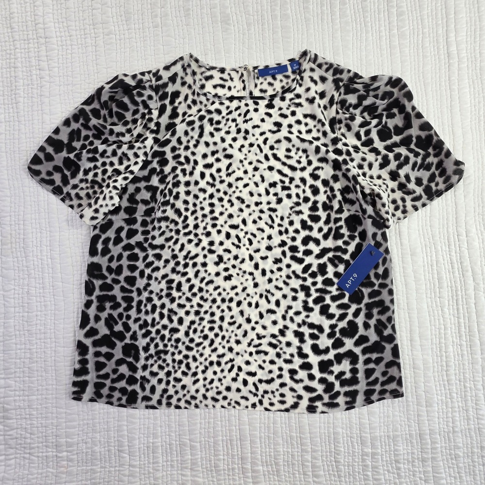 Apt 9 M NWT Cheetah Gathered Shoulder Keyhole Top Mob Wife Y2K Animal Print